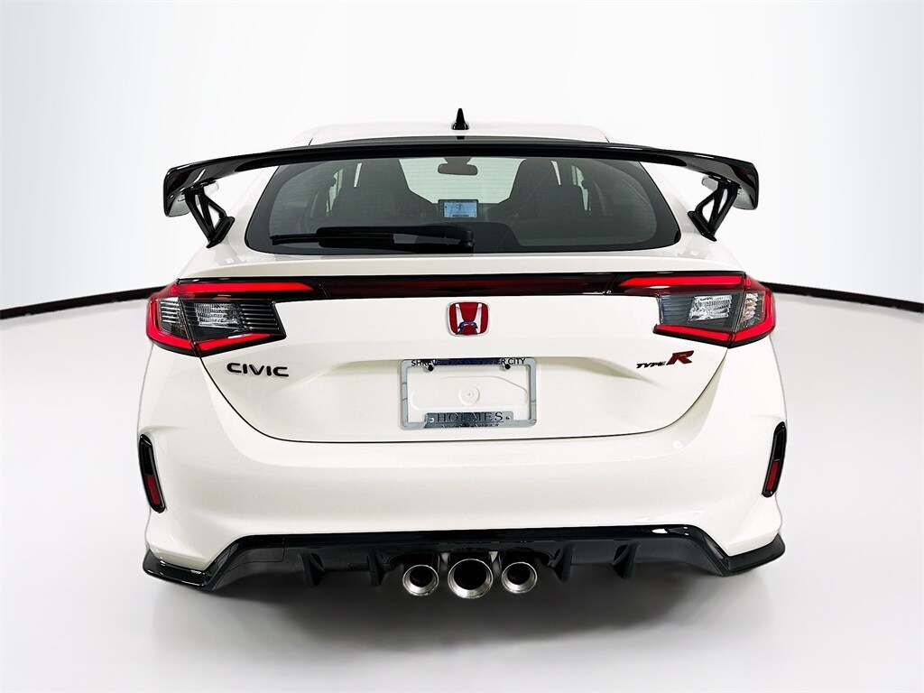 2025 Honda Civic Type R photo 3