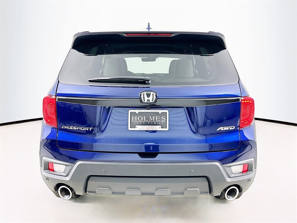 2024 Honda Passport EX-L photo 2