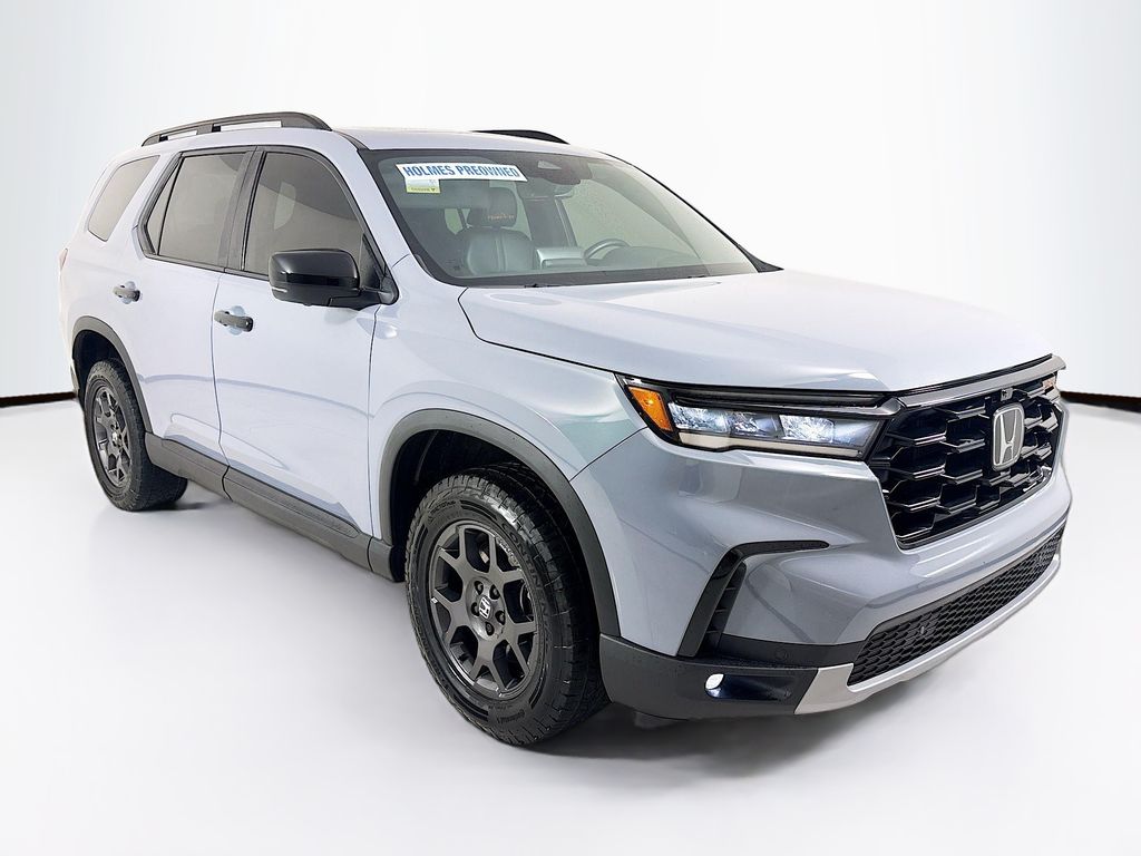 View vehicle photo 7