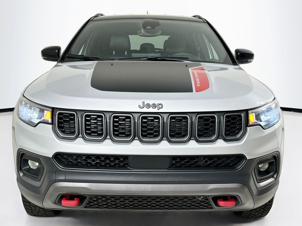 2025 Jeep Compass Trailhawk - Photo 2