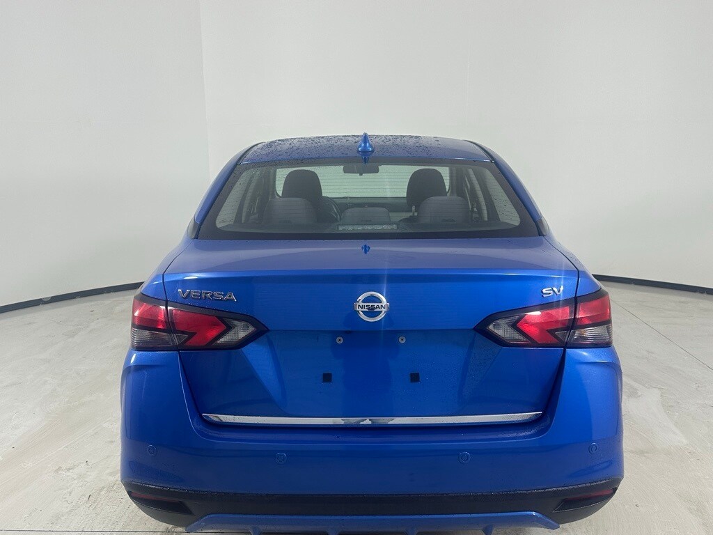 2021 Nissan Versa 1.6 SV photo 3