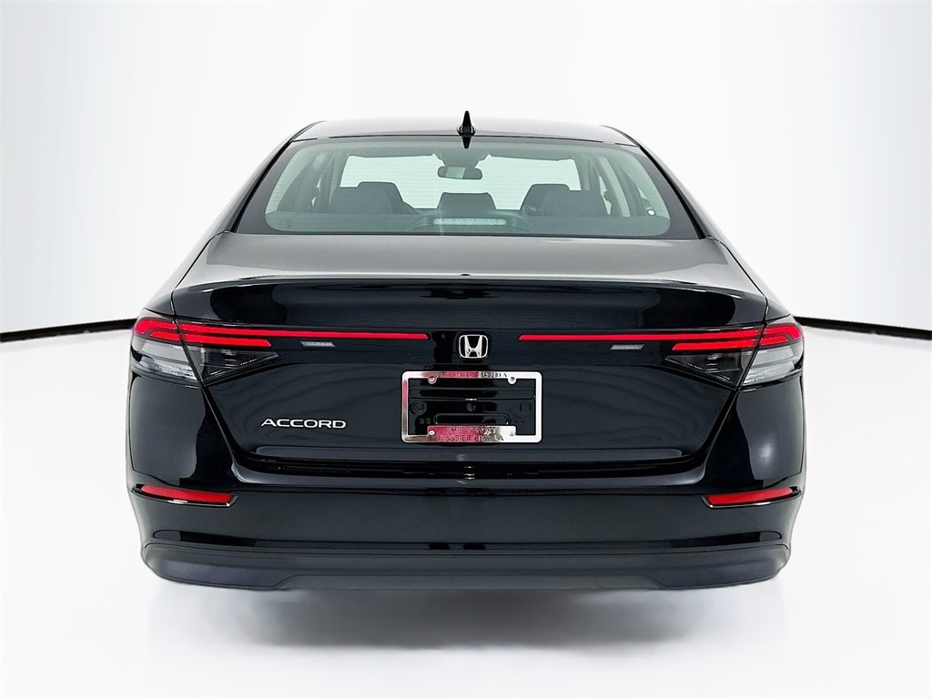 New 2025 Honda Accord LX Sedan