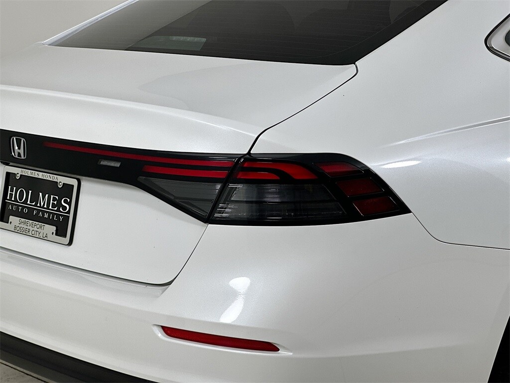 2024 Honda Accord LX photo 4