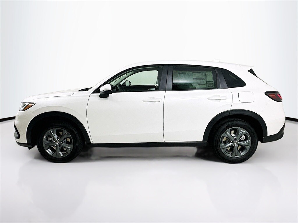 2026 Honda HR-V LX photo 3
