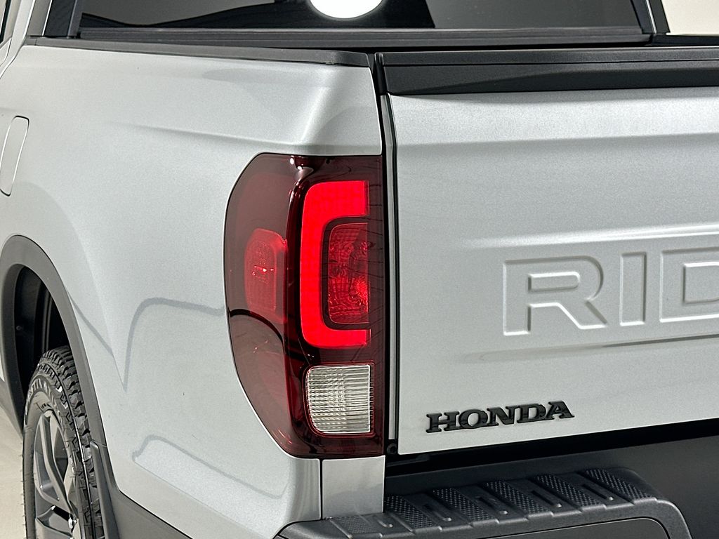 2026 Honda Ridgeline Sport - Photo 14
