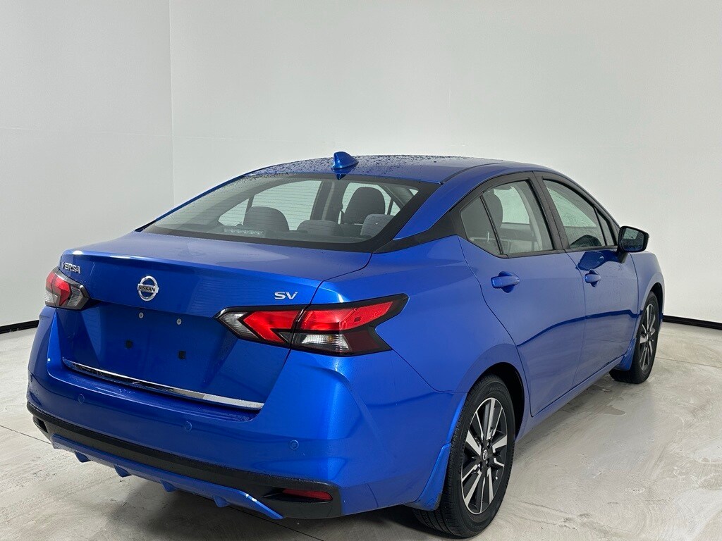 2021 Nissan Versa 1.6 SV photo 4