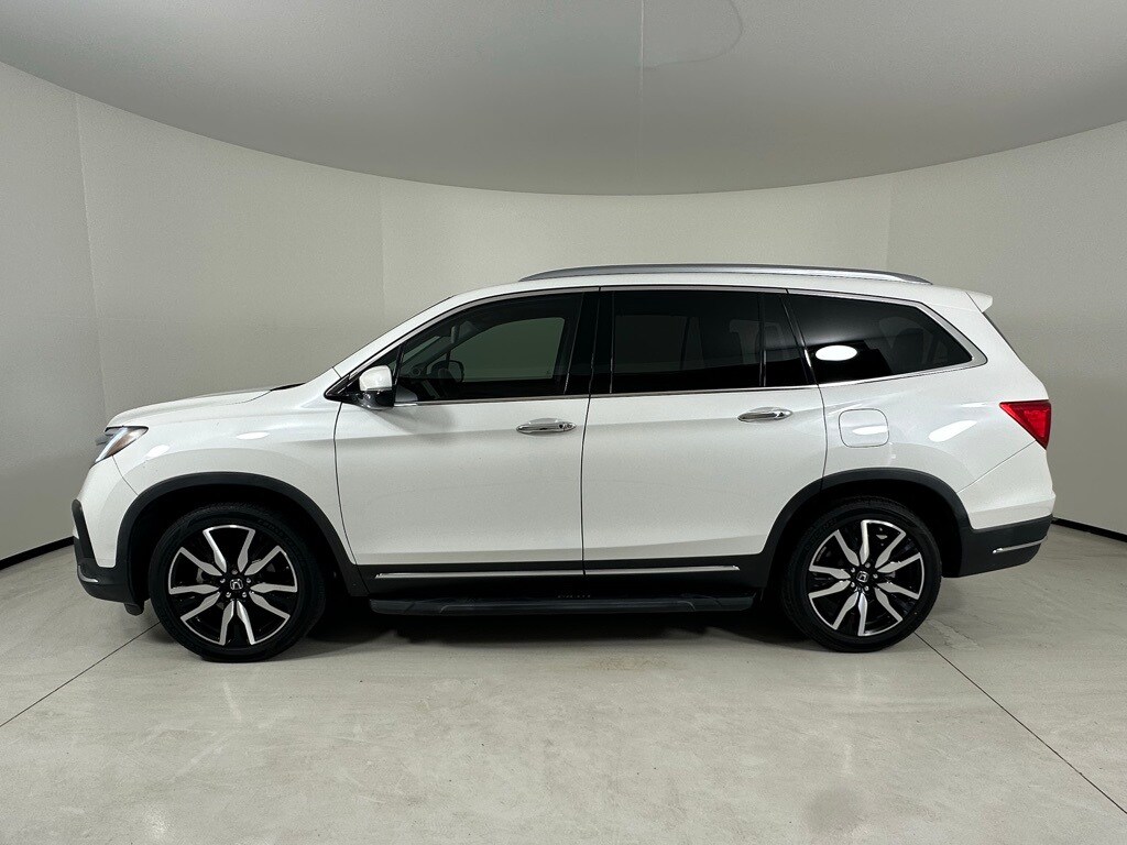 2022 Honda Pilot Touring photo 3