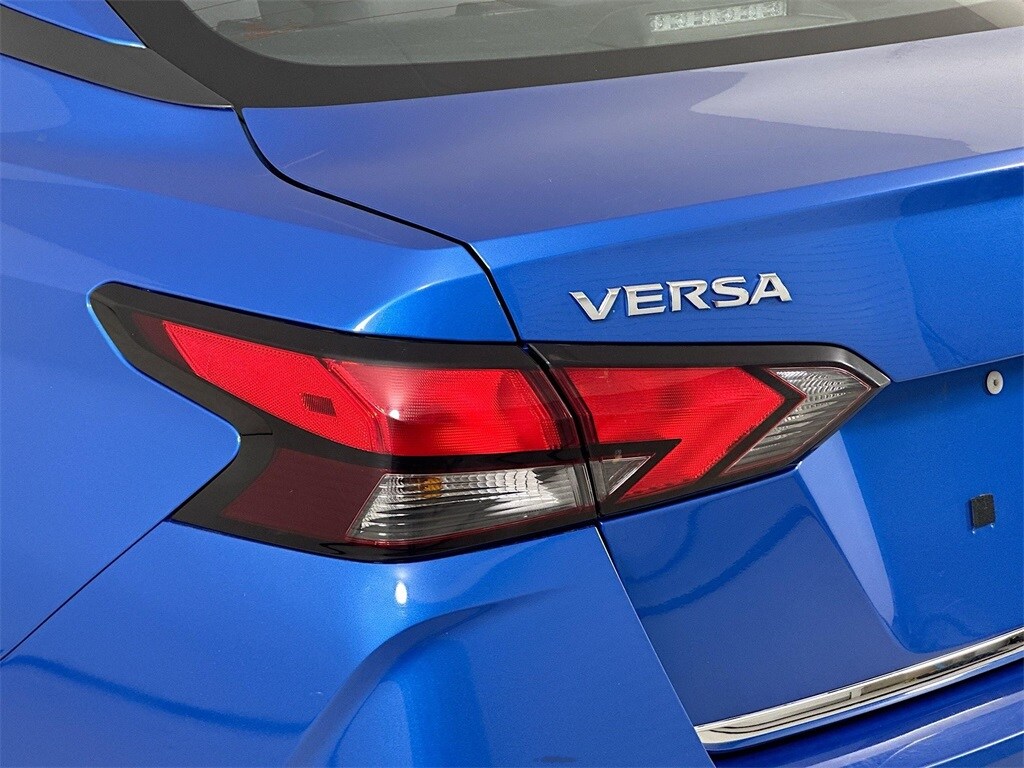 Used 2021 Nissan Versa 1.6 SV Sedan