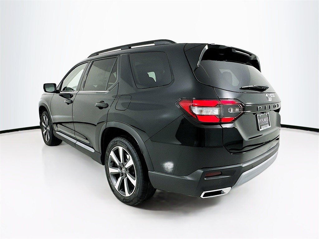 2025 Honda Pilot Touring photo 2
