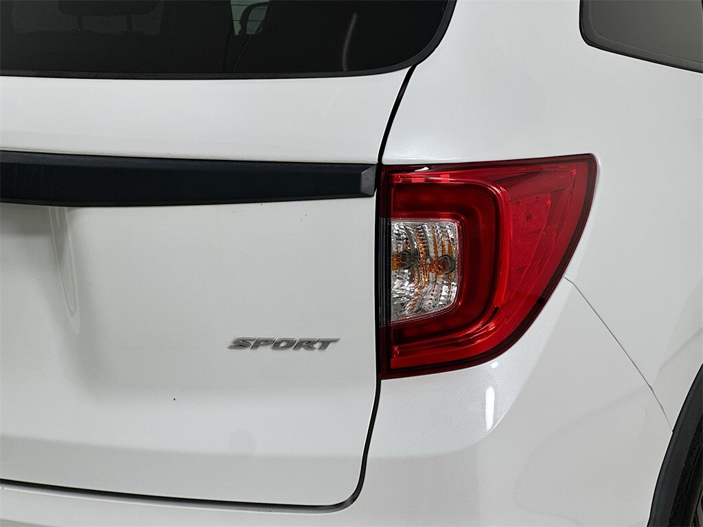 2021 Honda Passport Sport photo 3