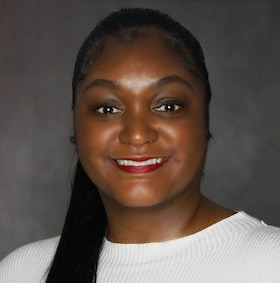 Staff member Almetrice Brooks from ID_e9baa1e7f766