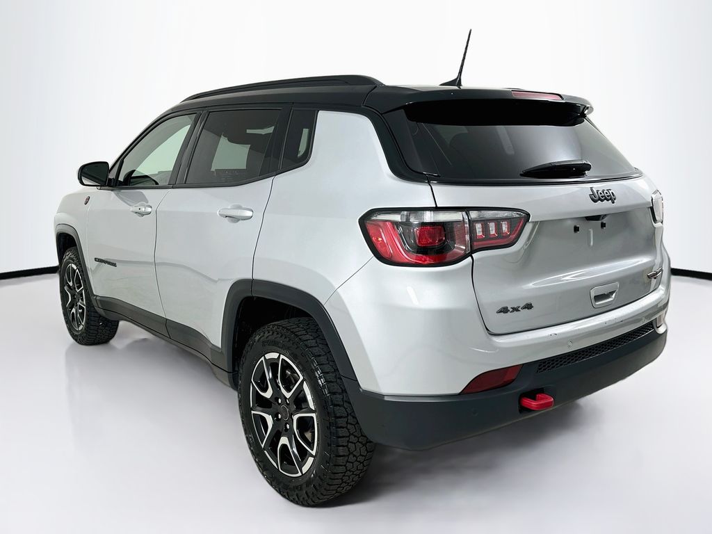 2025 Jeep Compass Trailhawk - Photo 7