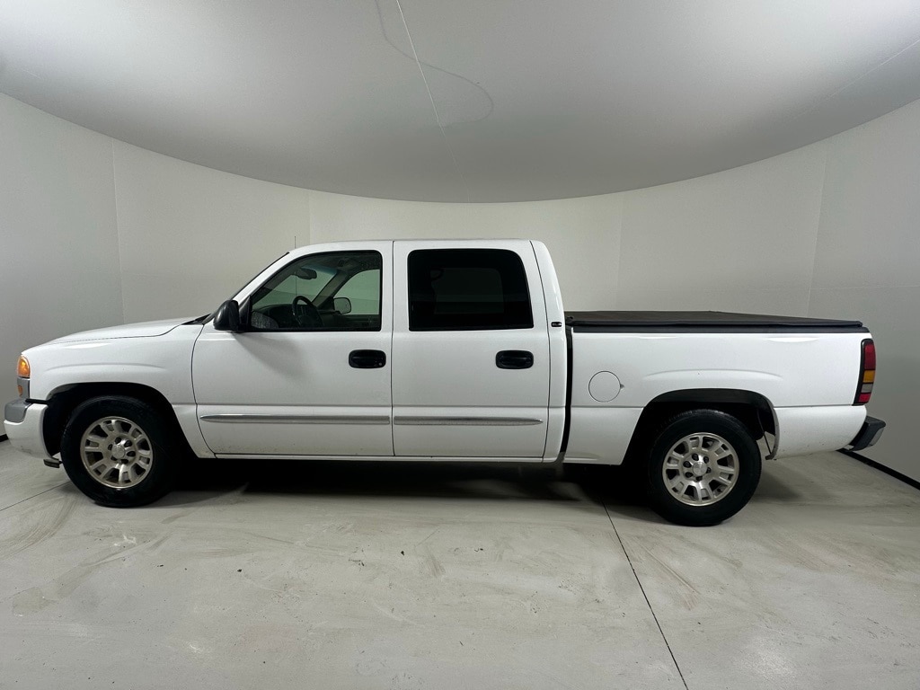 Used 2007 GMC Sierra 1500 Classic  Truck Crew Cab