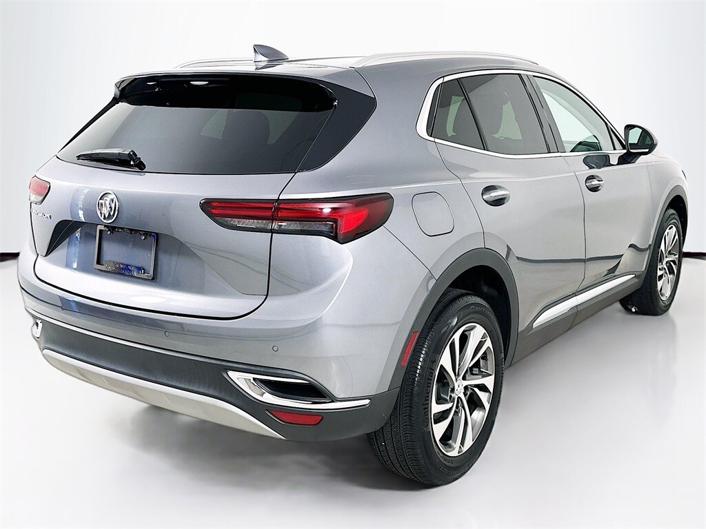 2022 Buick Envision Essence photo 3