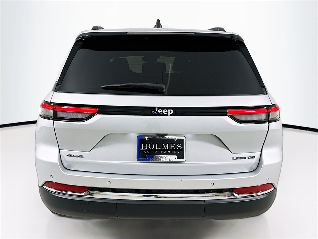 Used 2023 Jeep Grand Cherokee Laredo SUV