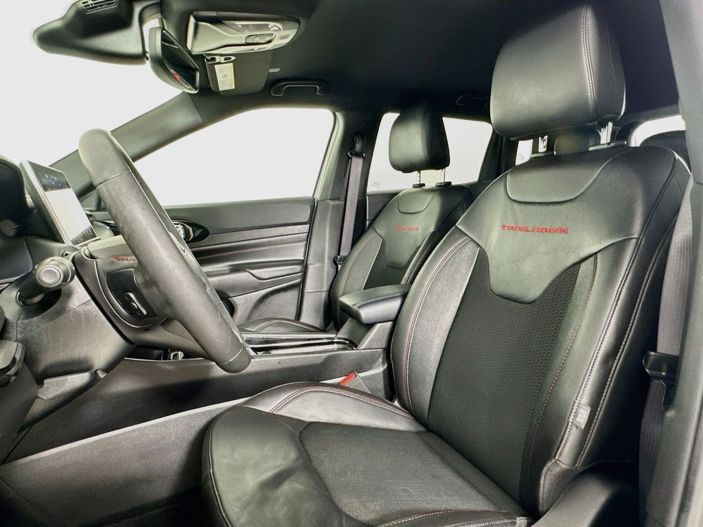 2025 Jeep Compass Trailhawk - Photo 9