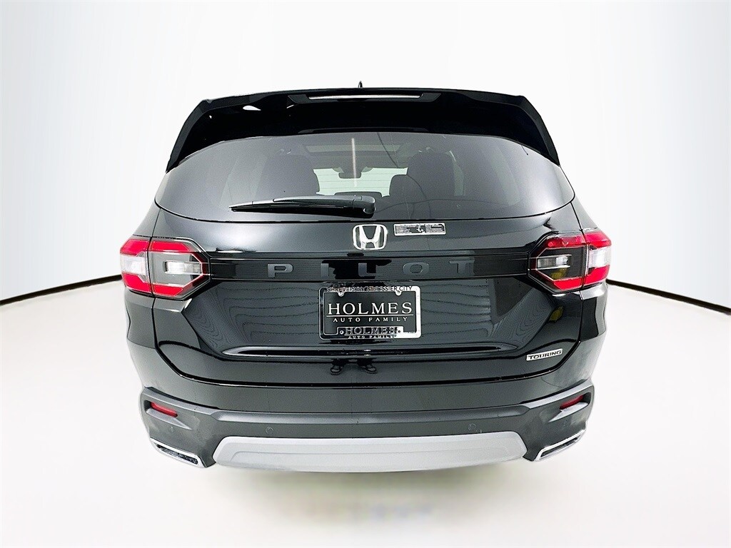 2025 Honda Pilot Touring photo 3