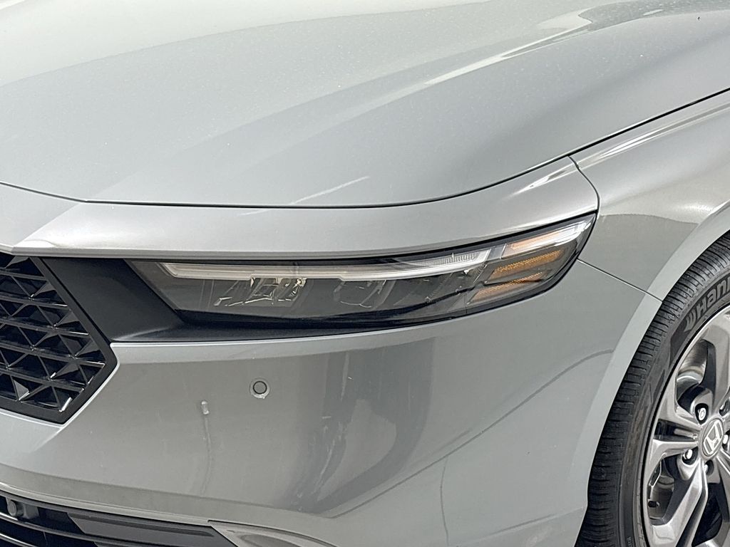 2026 Honda Accord Hybrid EX-L - Photo 11