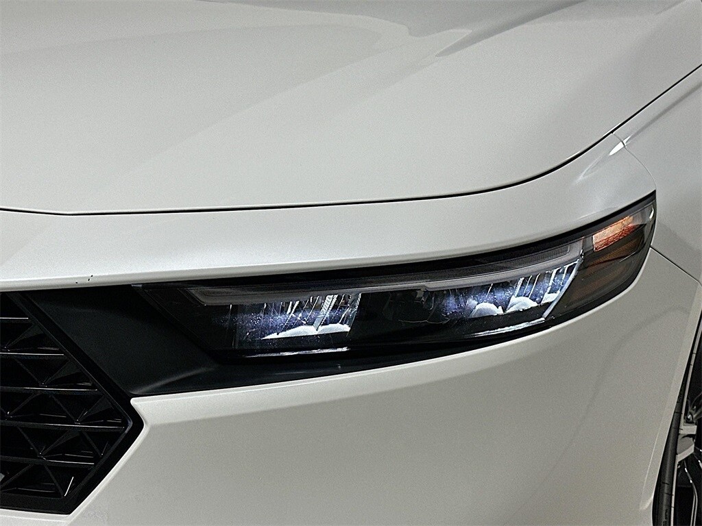 2024 Honda Accord Hybrid Sport photo 2
