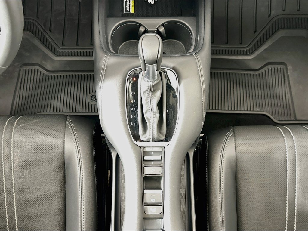 2025 Honda HR-V EX-L - Photo 22
