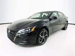 2025 Nissan Altima SR Sedan