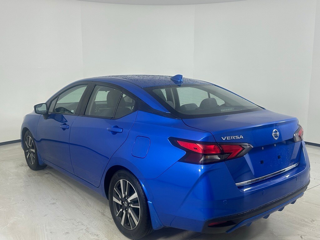 2021 Nissan Versa 1.6 SV photo 2