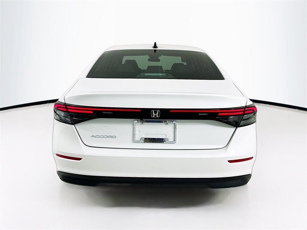 2025 Honda Accord SE photo 4