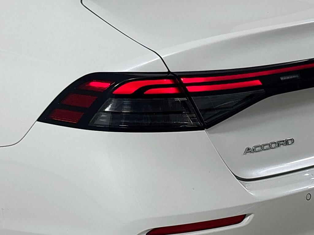 Used 2024 Honda Accord Hybrid EX-L Sedan