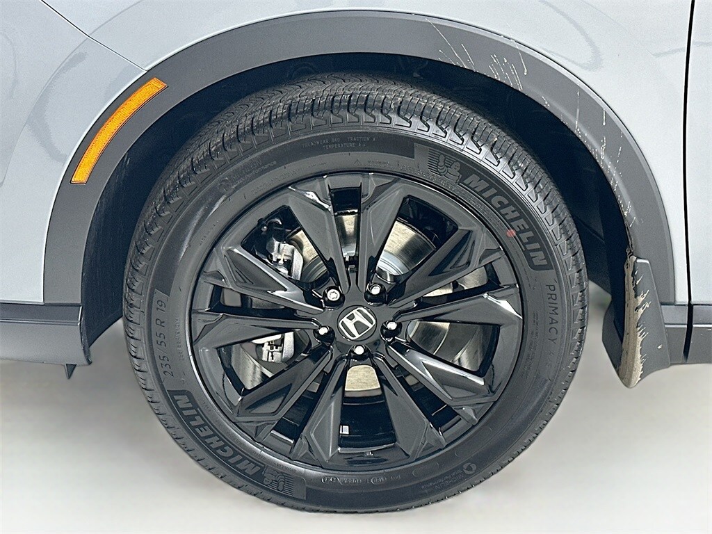 2026 Honda CR-V Sport Touring photo 2