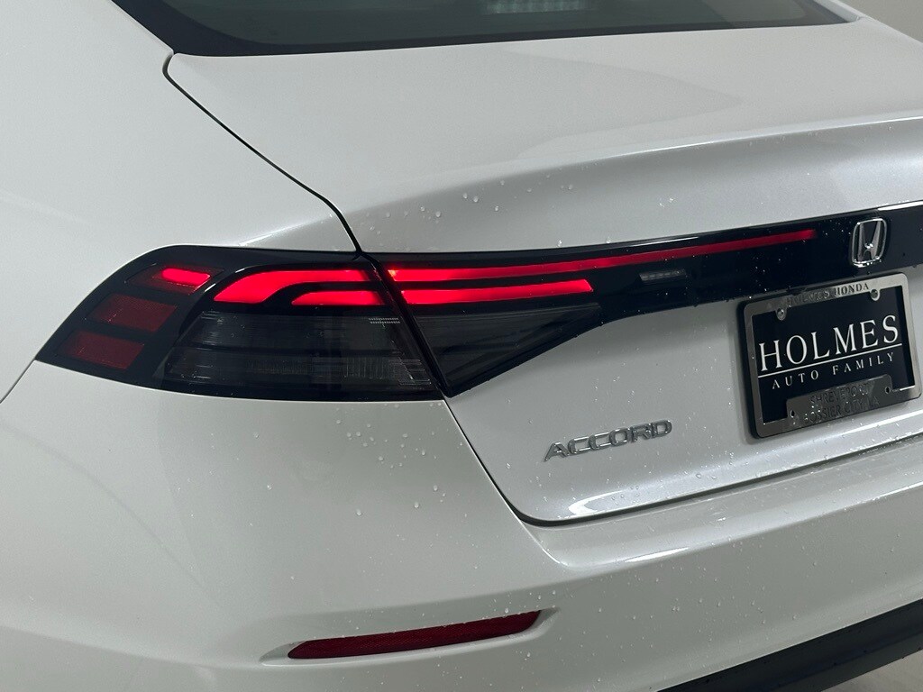 2025 Honda Accord SE photo 3