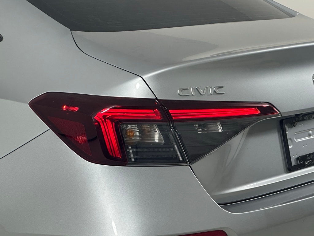 2025 Honda Civic Sport photo 3