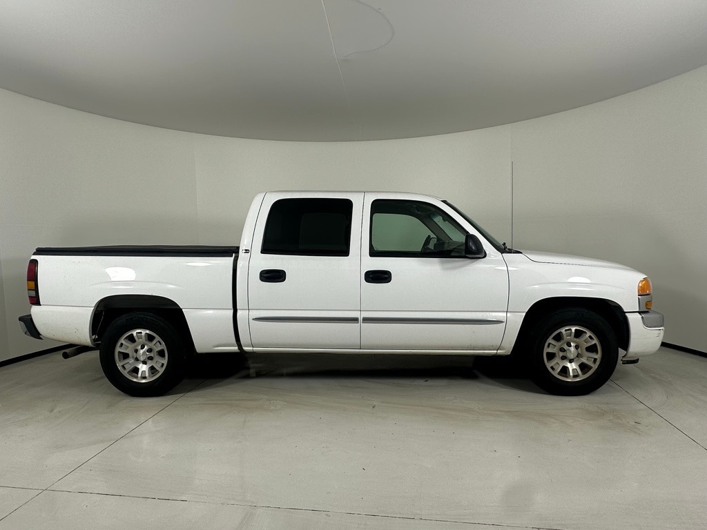 Used 2007 GMC Sierra 1500 Classic  Truck Crew Cab