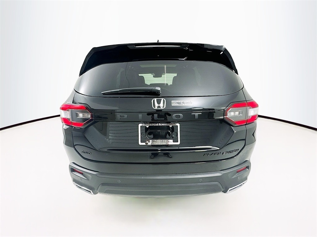 New 2025 Honda Pilot Black Edition SUV