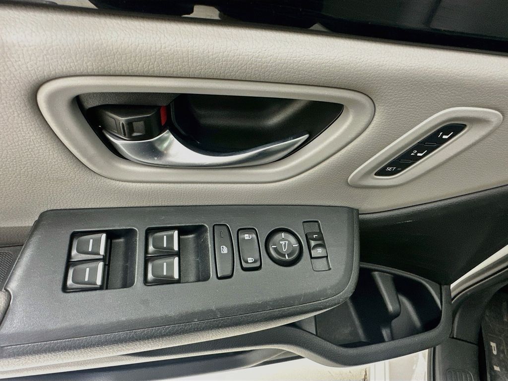 2024 Honda Pilot EX-L - Photo 10