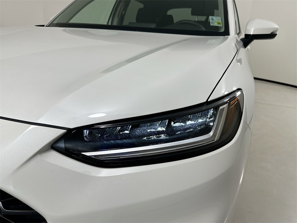 2026 Honda HR-V LX photo 2