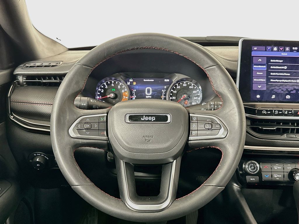 2025 Jeep Compass Trailhawk - Photo 13