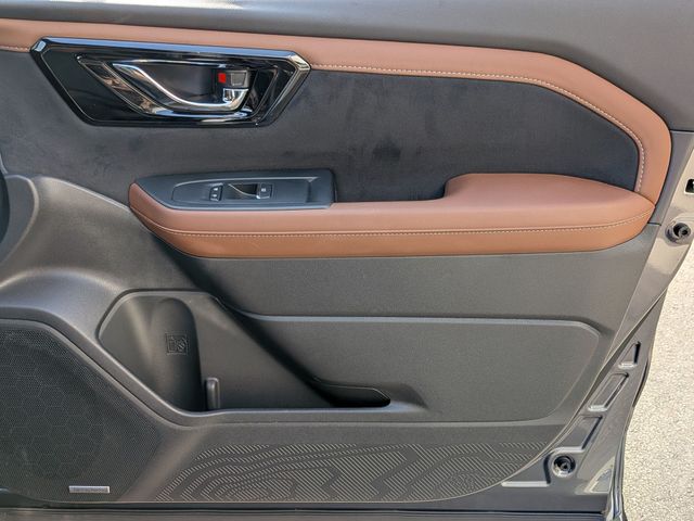 2025 Subaru Forester Touring - Photo 36