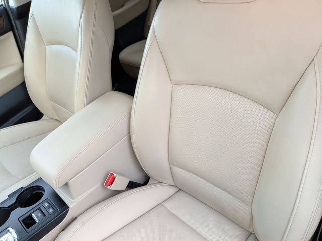2016 Subaru Outback Limited - Photo 13