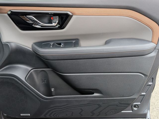 2025 Subaru Forester Sport - Photo 31
