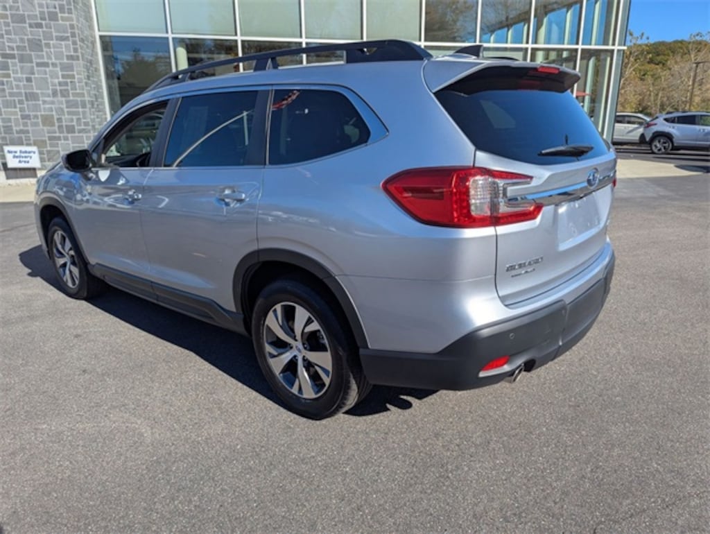 Used 2024 Subaru Ascent Premium SUV