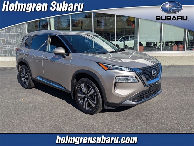 2023 Nissan Rogue SL's photo