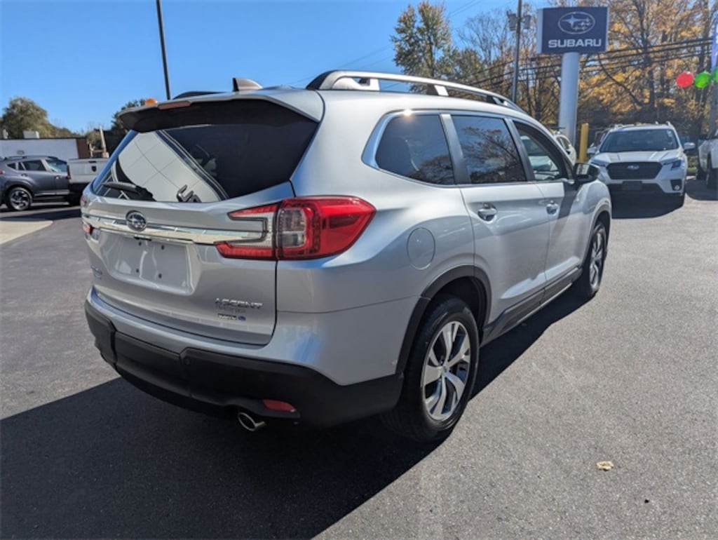 Used 2024 Subaru Ascent Premium SUV