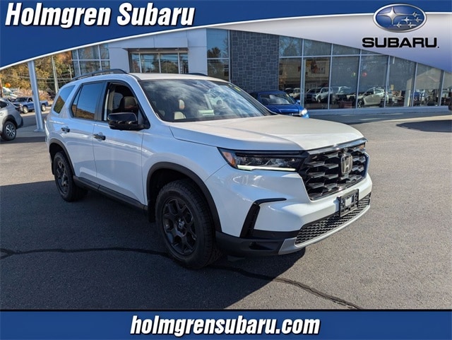 2025 Honda Pilot TrailSport's photo