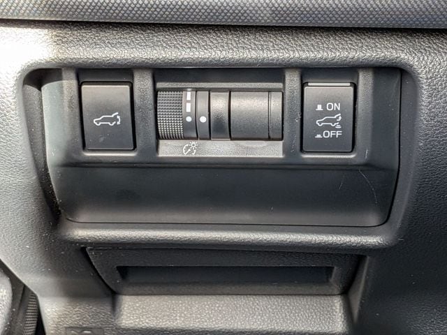 2025 Subaru Forester Touring - Photo 18