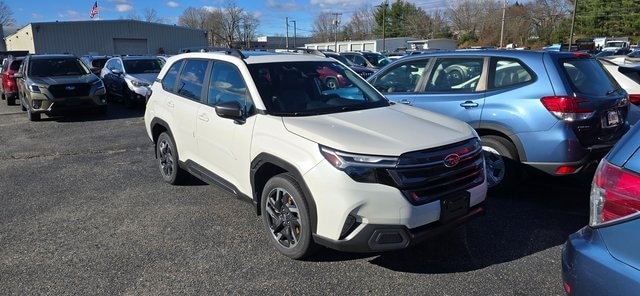 2025 Subaru Forester Limited's photo