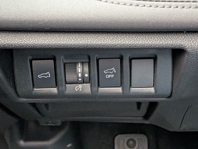 2025 Subaru Outback Limited - Photo 16