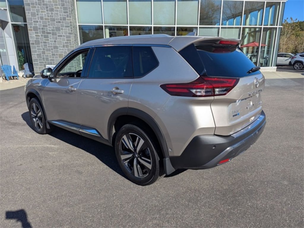 Used 2023 Nissan Rogue SL SUV