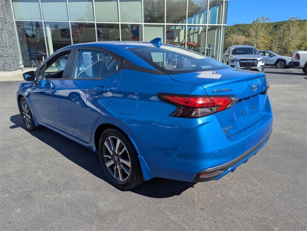 Used 2022 Nissan Versa 1.6 SV Sedan