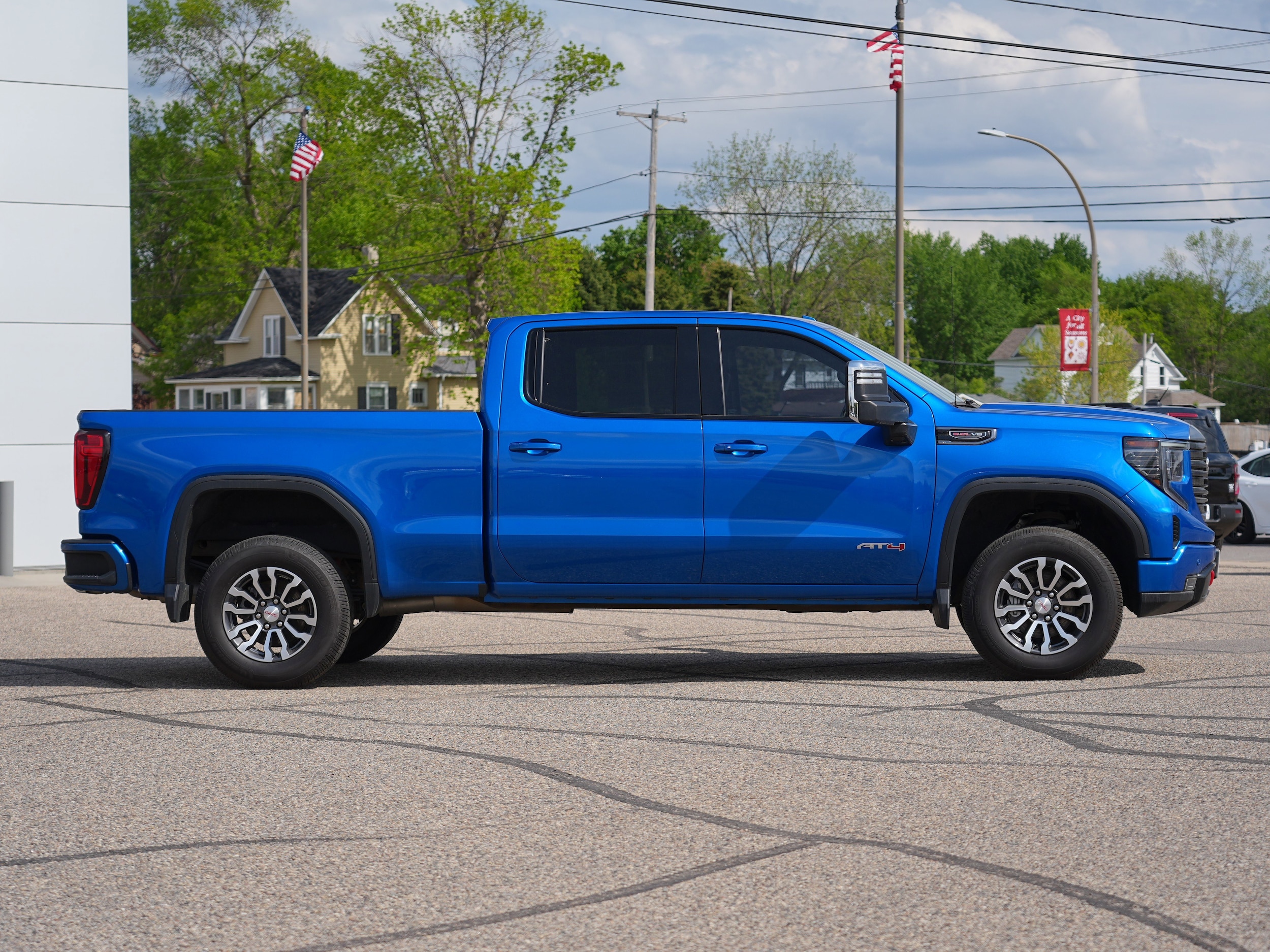 Used 2023 GMC Sierra 1500 AT4 with VIN 3GTUUEEL1PG238838 for sale in Cokato, Minnesota