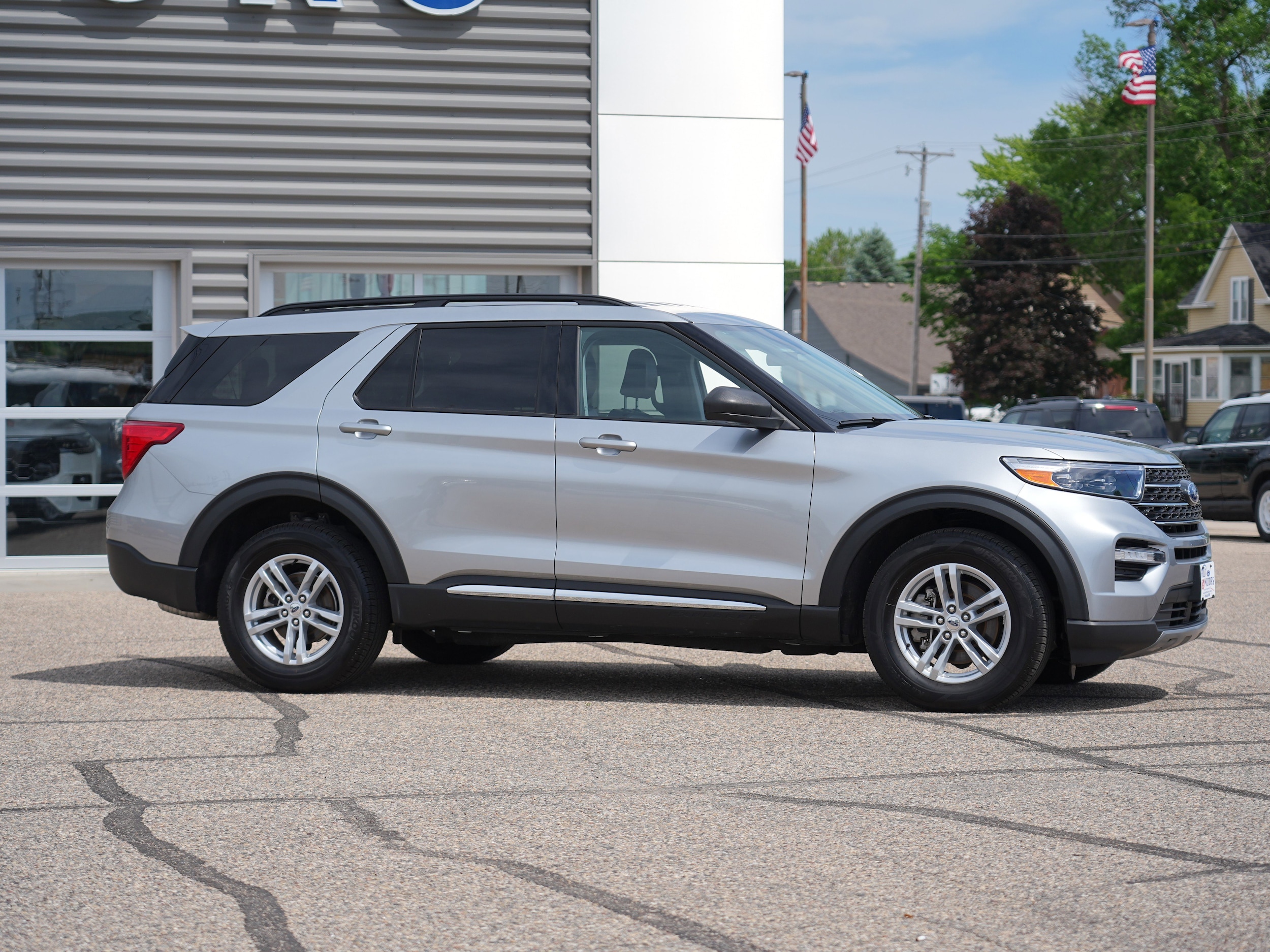 Used 2023 Ford Explorer XLT with VIN 1FMSK8DH0PGC23864 for sale in Cokato, Minnesota